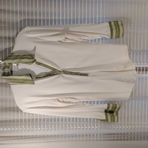 Ann Taylor cotton top with snap detail. Size M.